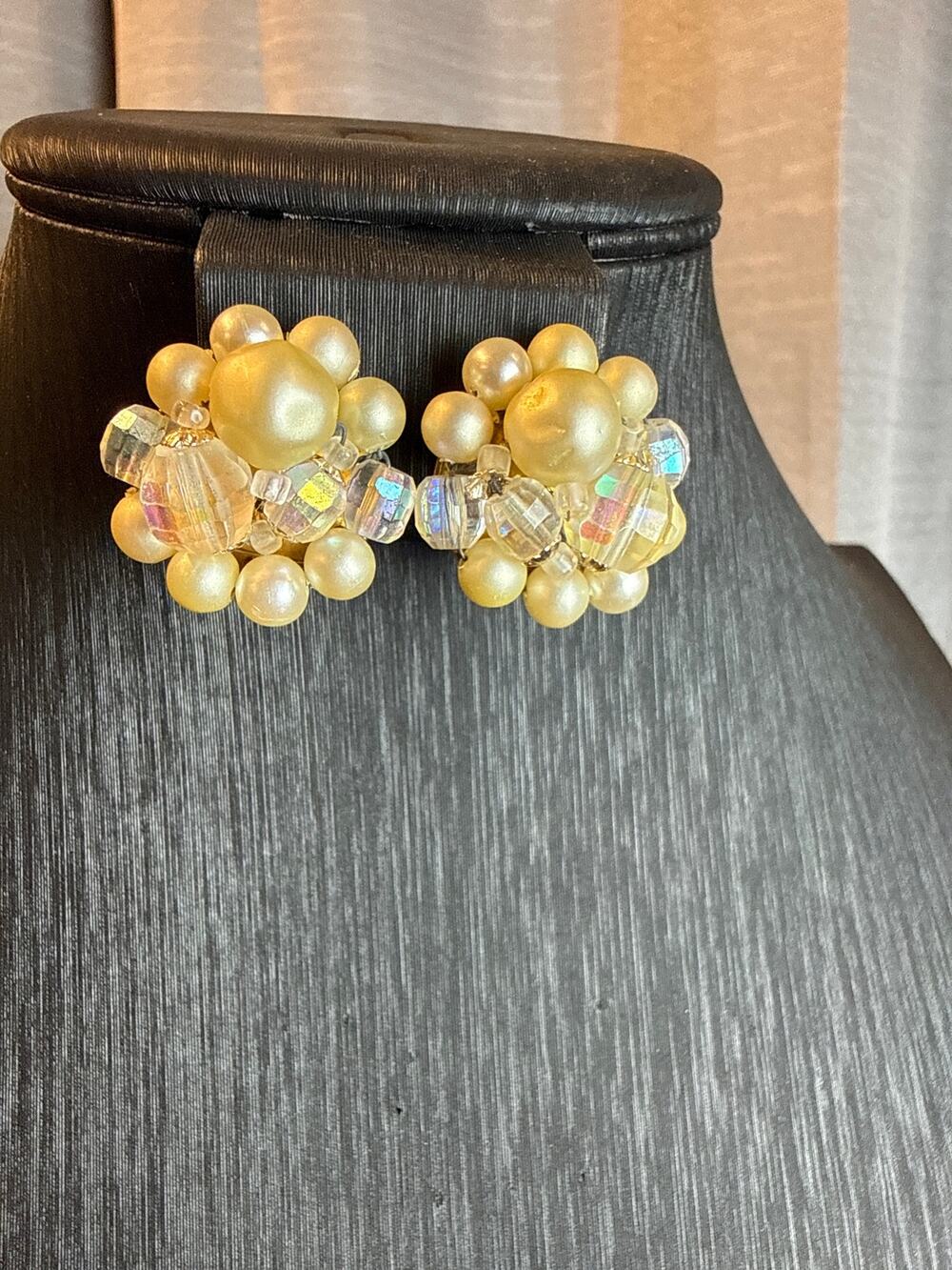 Vintage Pearl and Crystal Beaded Clipon Earrings